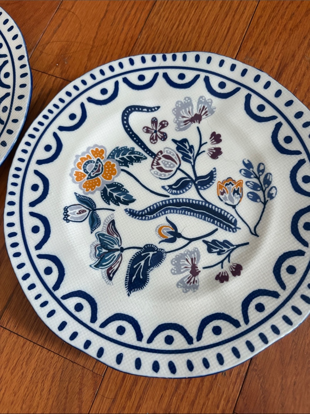 Anthropologie mark d sikes Navy and Floral Ceramic Dinner Plates x4